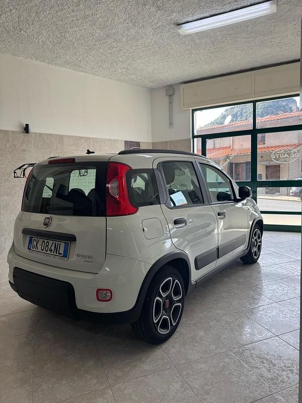 Usata Fiat Panda Cross Cross 70 CV (51 kW) 2022 Bianco Utilitaria