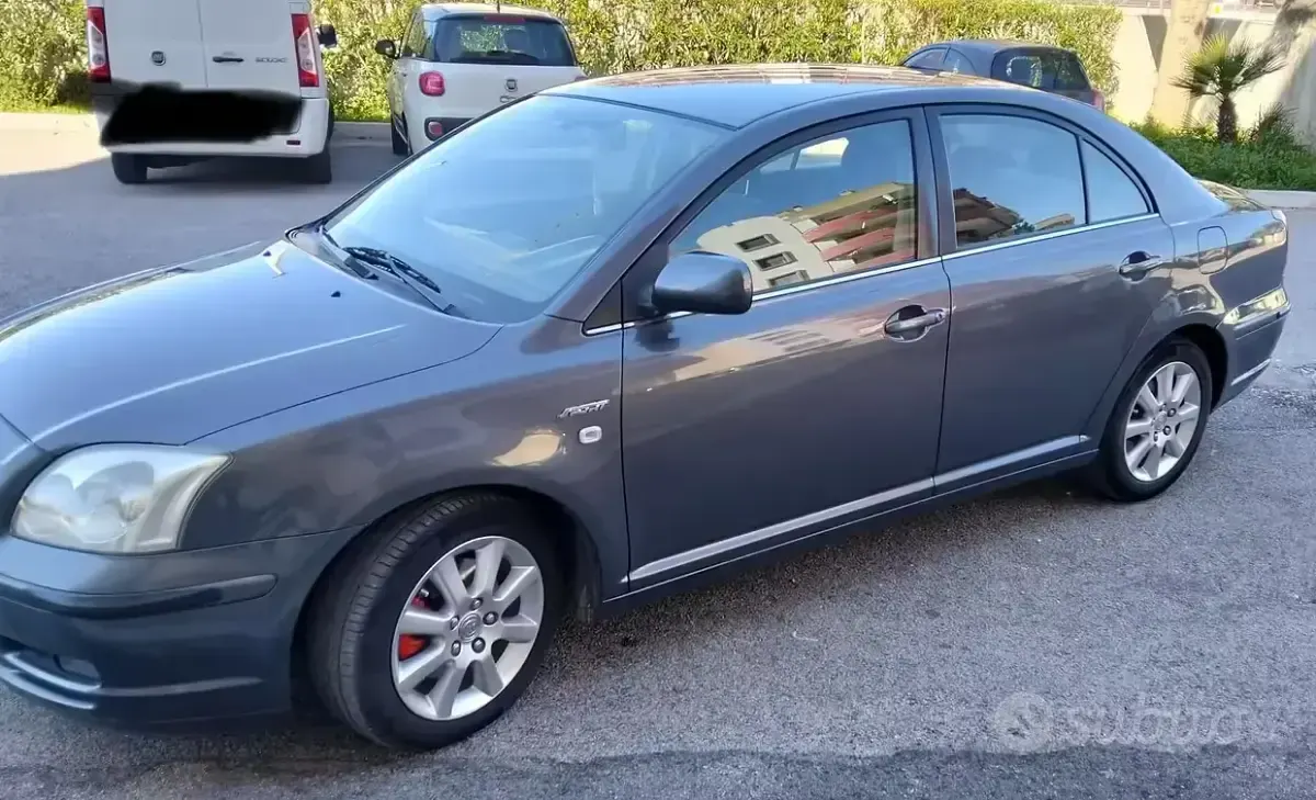 Usata Toyota Avensis 2008 Berlina