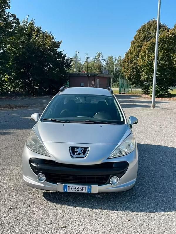 Usata Peugeot 207 75 CV (55 kW) 2009 Grigio Station wagon