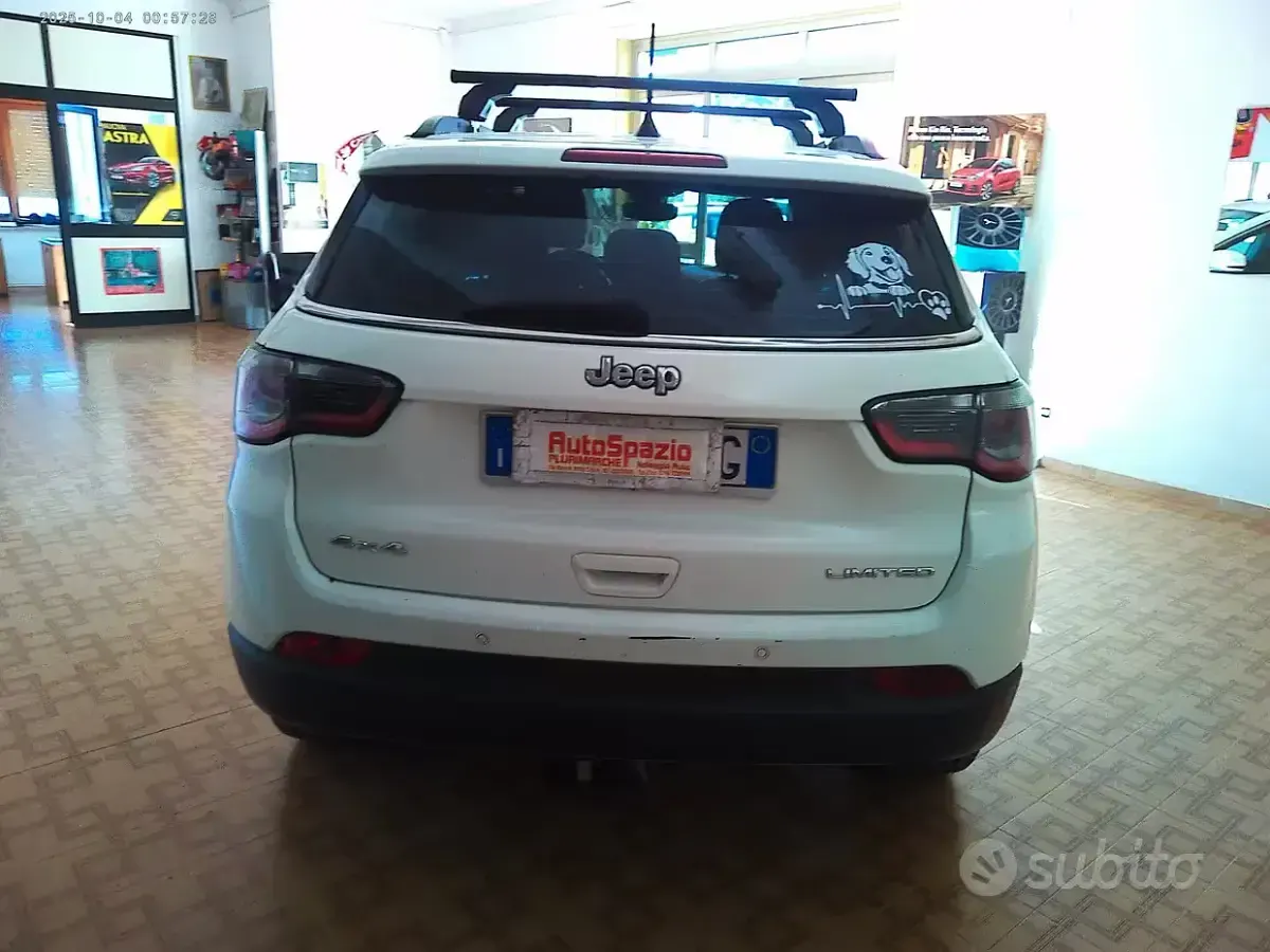 Usata Jeep Compass Longitude 140 CV (102 kW) 2017 Bianco SUV