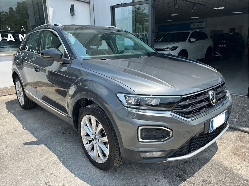 Indium grey Usata 2020 VW T-Roc Advance SUV | 20.500 € (Buon prezzo) - Immagine 1/4