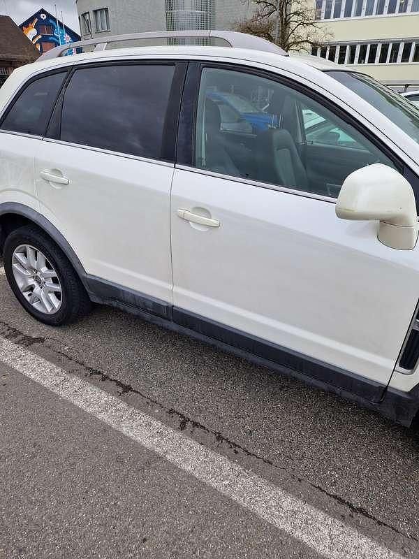 Usata Opel Antara Selection 140 CV (102 kW) 2010 SUV