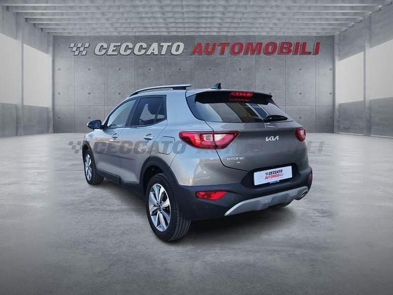 Second-hand Kia Stonic Style 79 CP (58 kW) 2025 Gri SUV