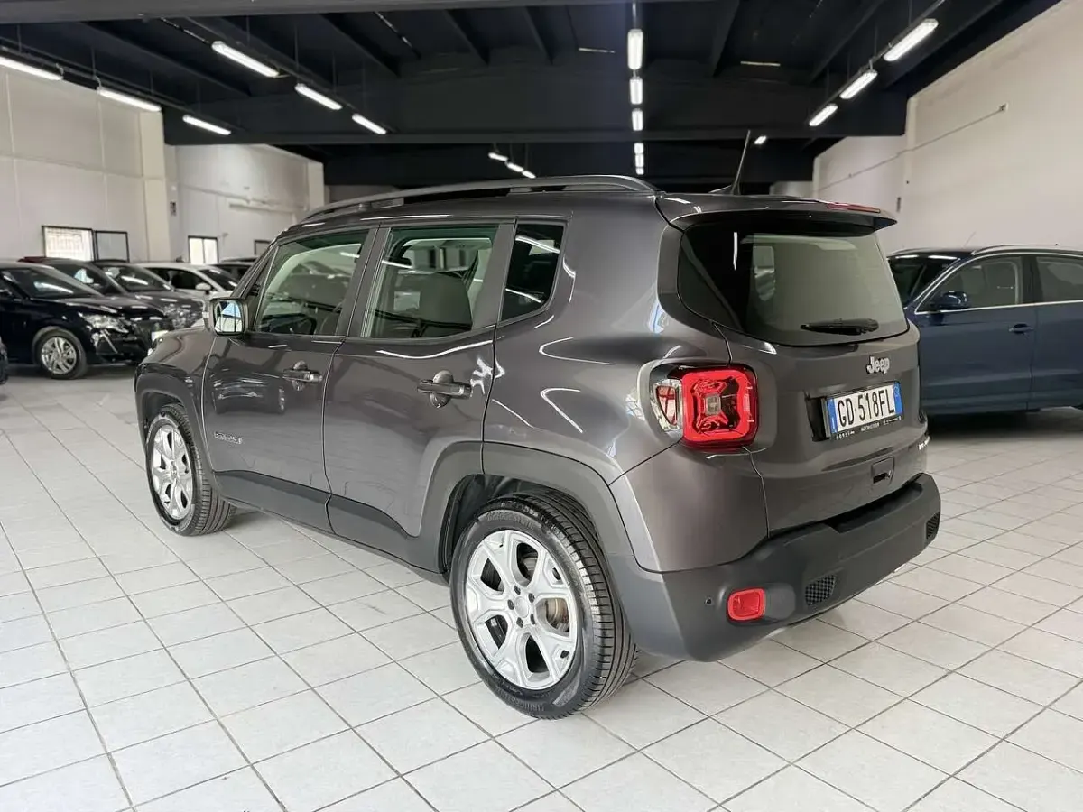 Usata Jeep Renegade Limited 120 CV (88 kW) 2020 Grigio SUV