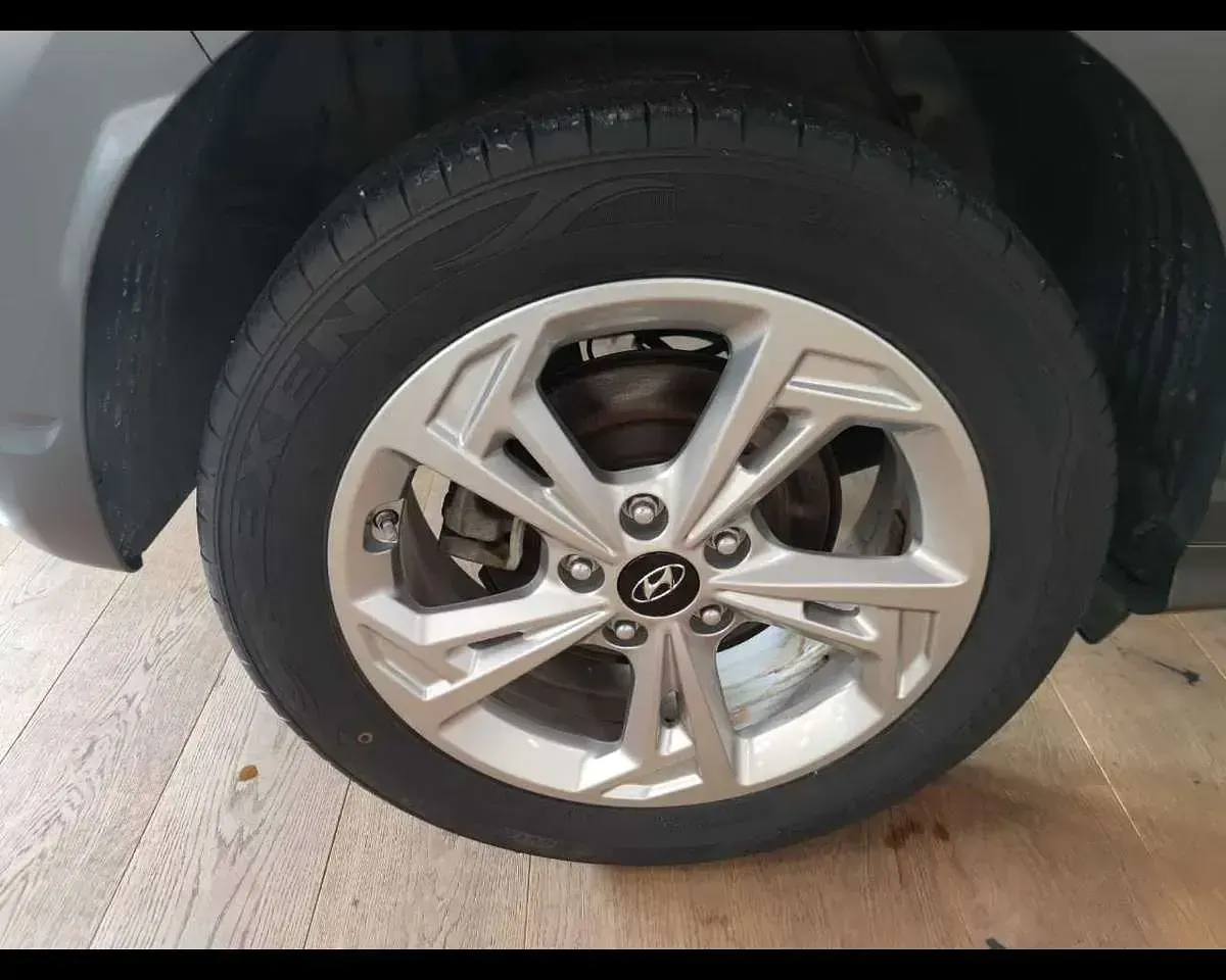 Usata Hyundai Kona 120 CV (88 kW) 2022 Grigio SUV