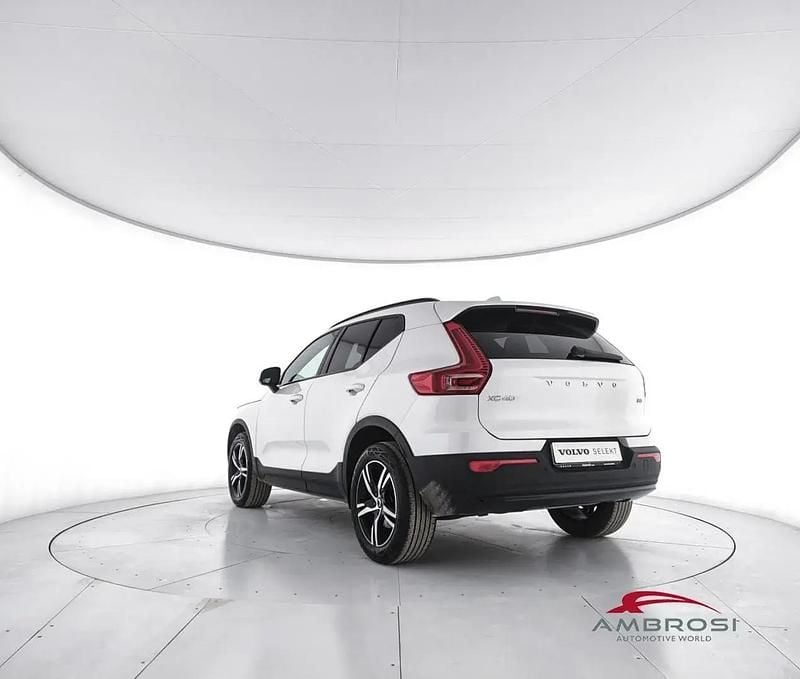 Usata Volvo XC40 Plus 163 CV (119 kW) 2023 Bianco SUV