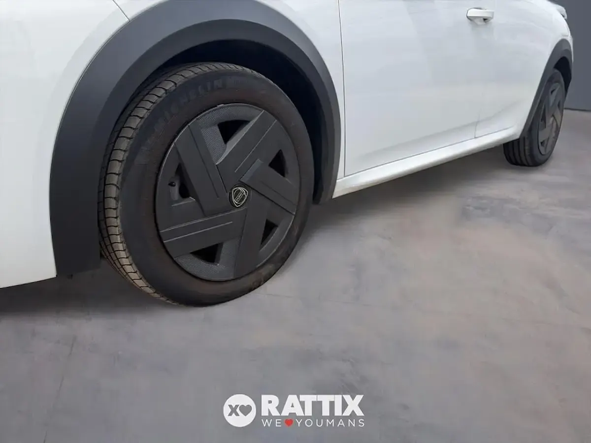 Usata Lancia Ypsilon 101 CV (74 kW) 2024 Bianco Utilitaria