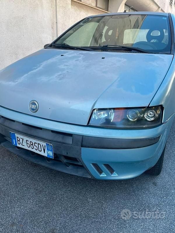 Usata 2002 Fiat Punto Due volumi | 500 € (Super prezzo) - Immagine 1/4