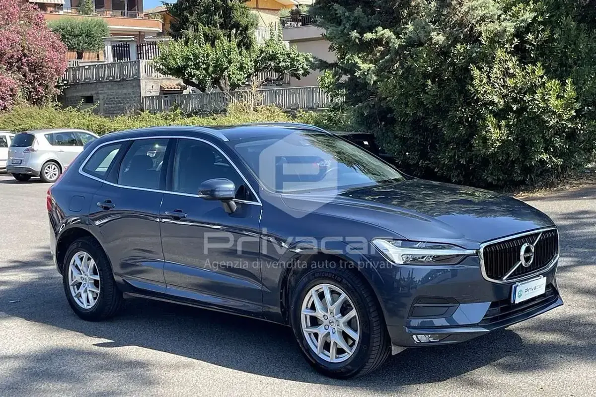 Usata Volvo XC60 Momentum 197 CV (144 kW) 2021 Blu SUV
