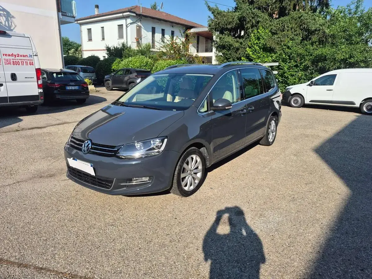 Usata VW Sharan Highline 140 CV (102 kW) 2013 Grigio Monovolume