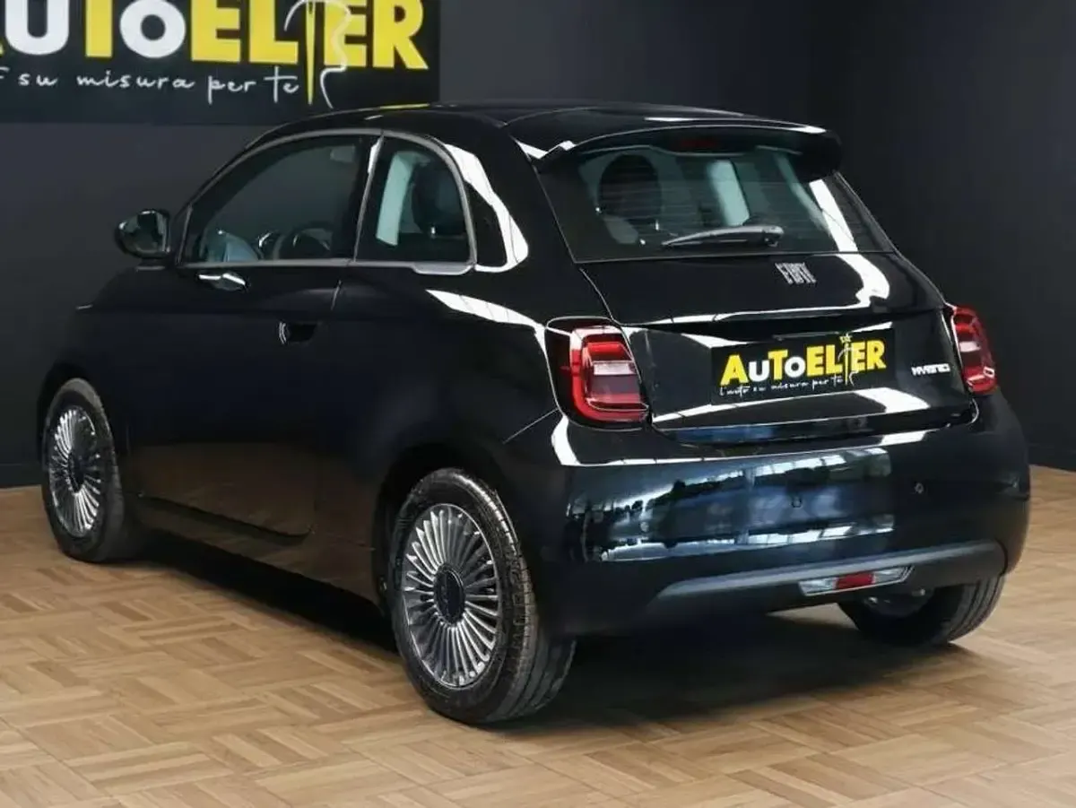Nuova Fiat 500 Dolcevita 69 CV (50 kW) 2026 Nero Utilitaria