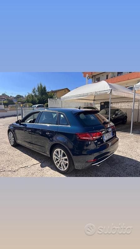 Usata Audi A3 116 CV (85 kW) 2019 Blu Berlina