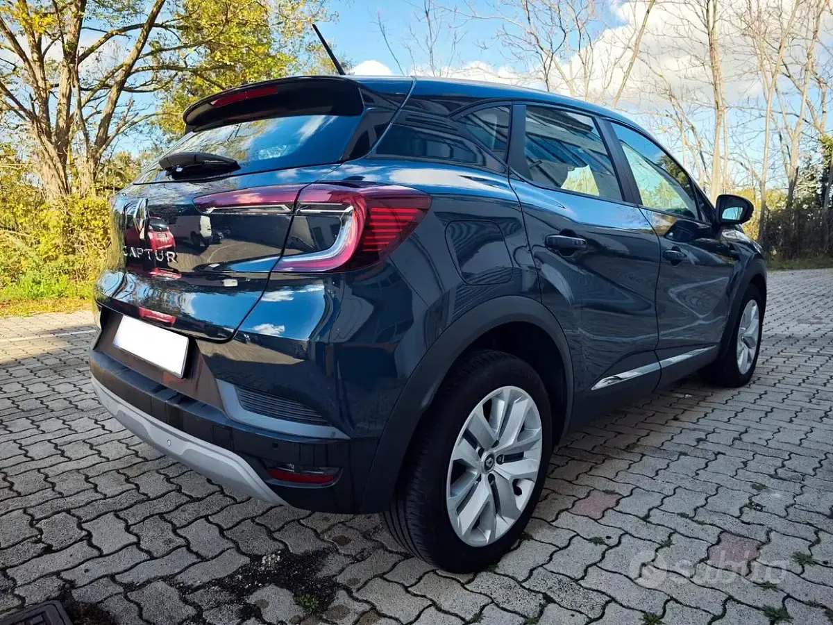 Usata Renault Captur Intens 95 CV (69 kW) 2020 Blu SUV