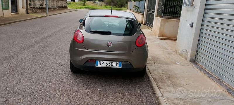 Usata Fiat Bravo 105 CV (77 kW) 2008 Grigio Utilitaria