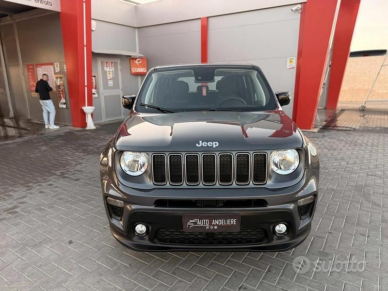 Usata Jeep Renegade Limited 131 CV (96 kW) 2022 Grigio SUV