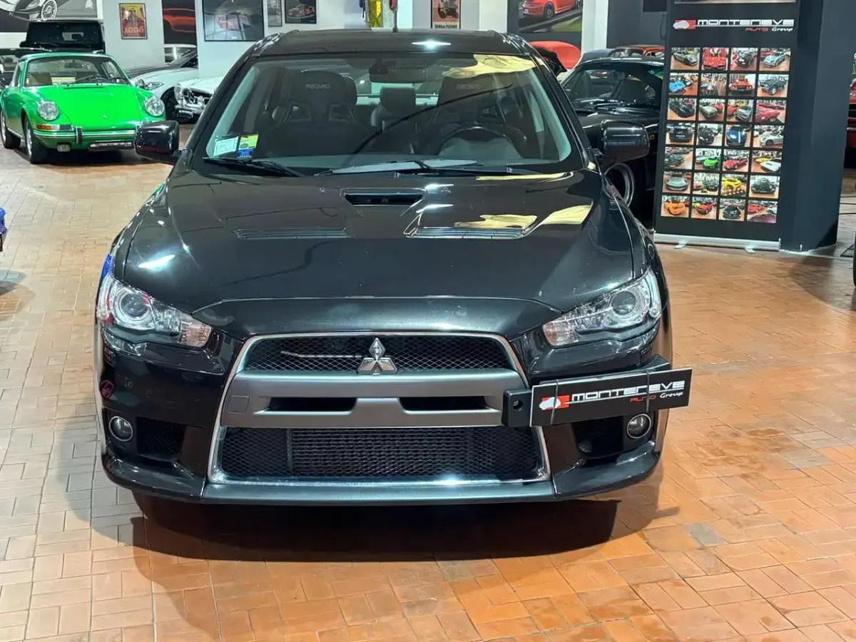 Usata Mitsubishi Lancer Evolution 295 CV (216 kW) 2010 Nero Berlina