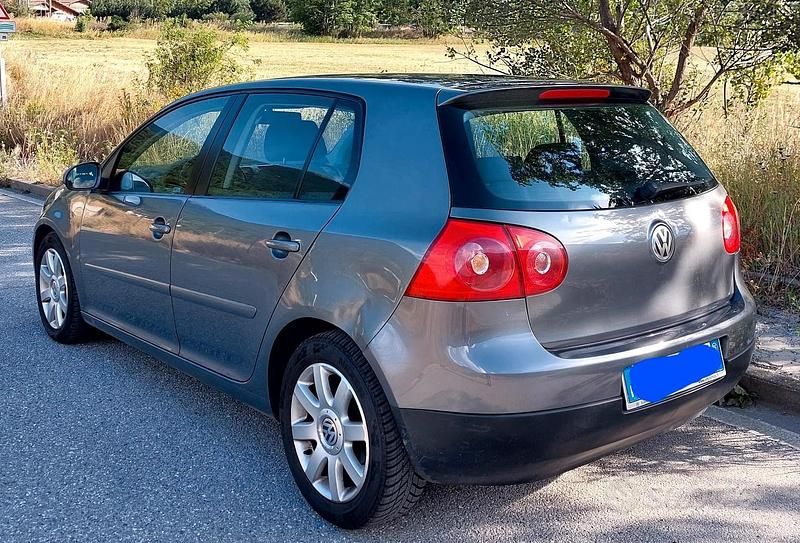 Usata VW Golf IV 140 CV (102 kW) 2005 Berlina