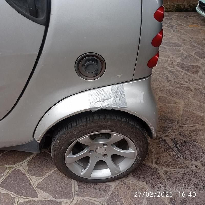 Usata Smart ForTwo Coupé 61 CV (44 kW) 2006 Grigio Coupé
