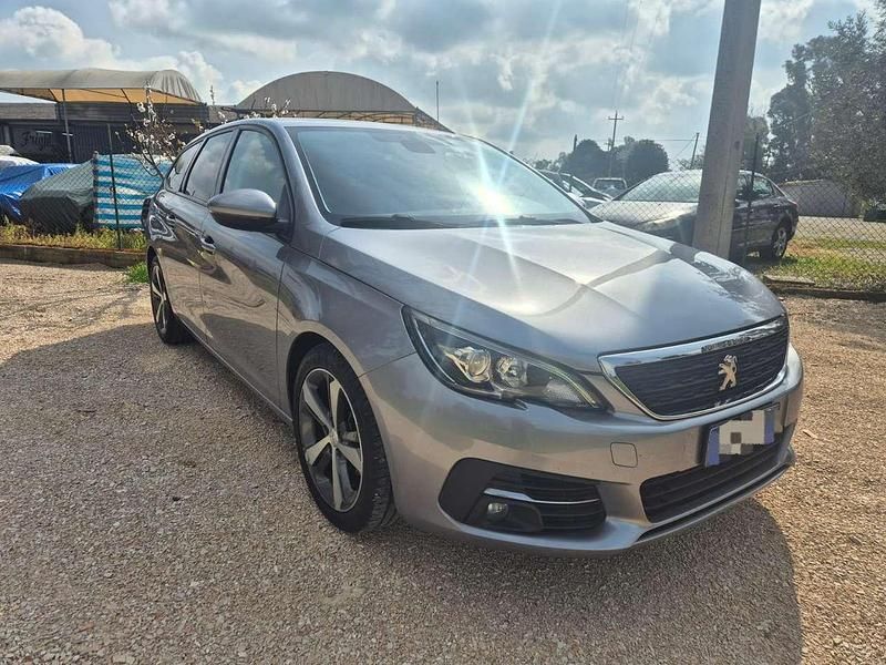 Usata Peugeot 308 GT-line 120 CV (88 kW) 2017 Grigio Station wagon