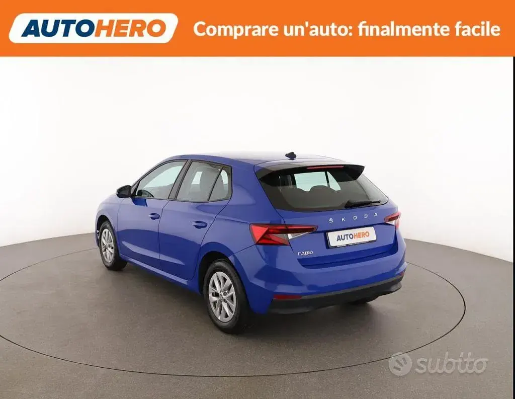 Usata Skoda Fabia 95 CV (69 kW) 2022 Blu Utilitaria