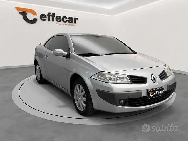 Usata Renault Mégane Cabriolet Dynamique 131 CV (96 kW) 2006 Grigio Cabrio