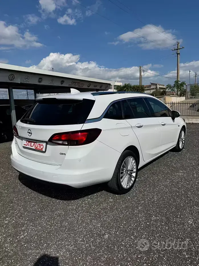 Usata Opel Astra Innovation 136 CV (100 kW) 2017 Bianco Station wagon