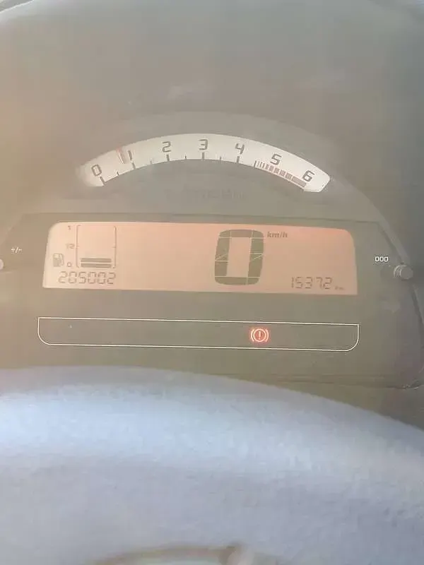 Usata Citroën C3 Exclusive 68 CV (50 kW) 2006 Grigio Berlina
