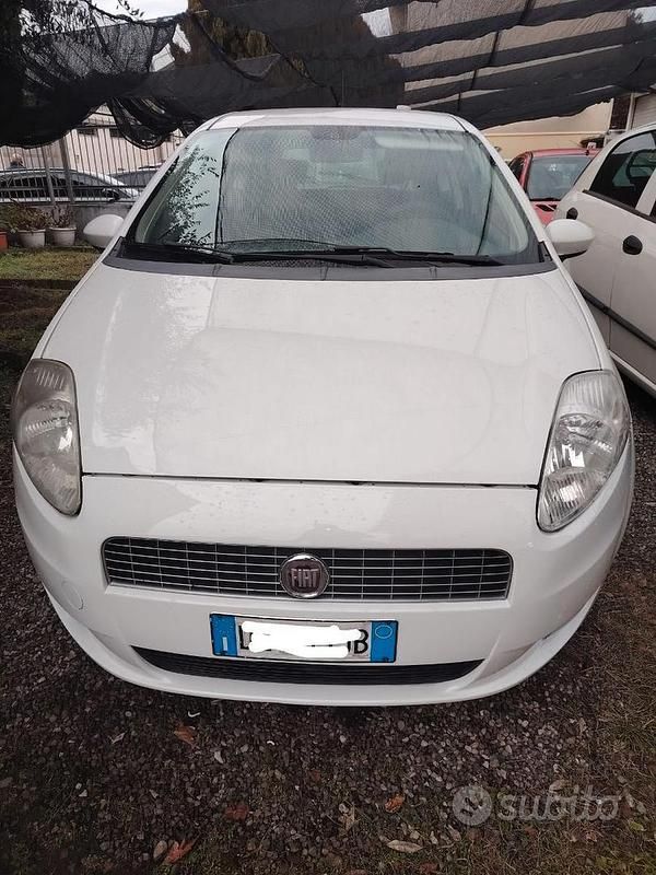 Bianco Usata 2007 Fiat Punto Tre volumi | 4500 € - Immagine 1/4