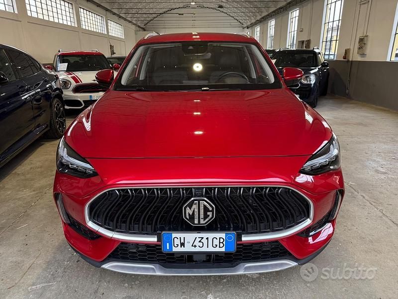 Usata MG HS Comfort 162 CV (119 kW) 2024 Rosso SUV