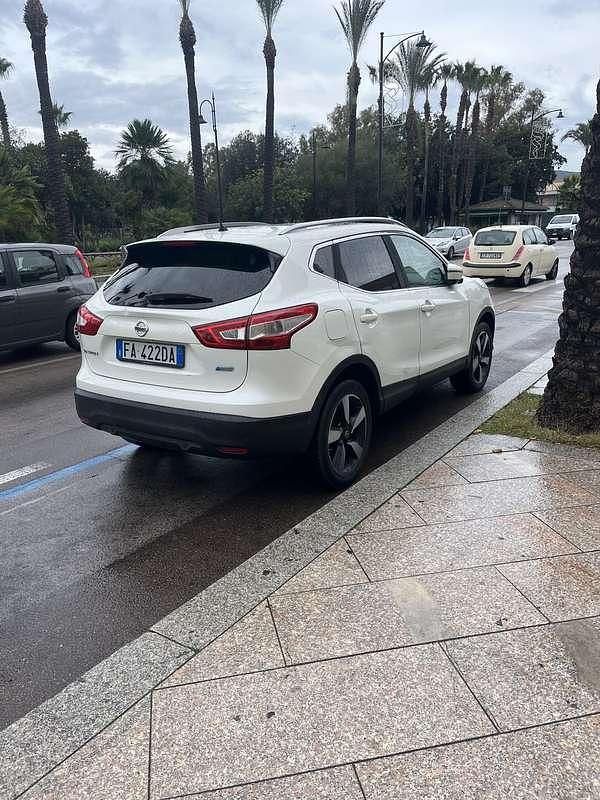 Usata Nissan Qashqai Acenta Premium 110 CV (80 kW) 2014 SUV