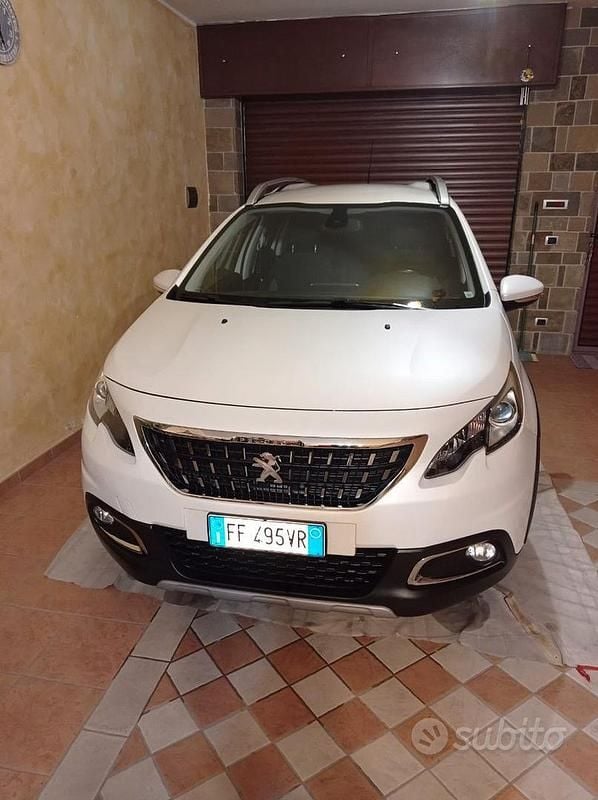 Usata Peugeot 2008 2016 Bianco SUV