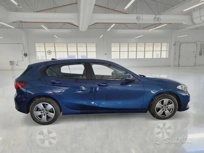 Occasion BMW 116 Advantage 115 PK (84 kW) 2023 Blauw Hatchback