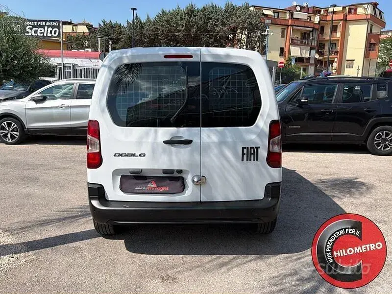 Usata Fiat Doblò 2024 Bianco Monovolume