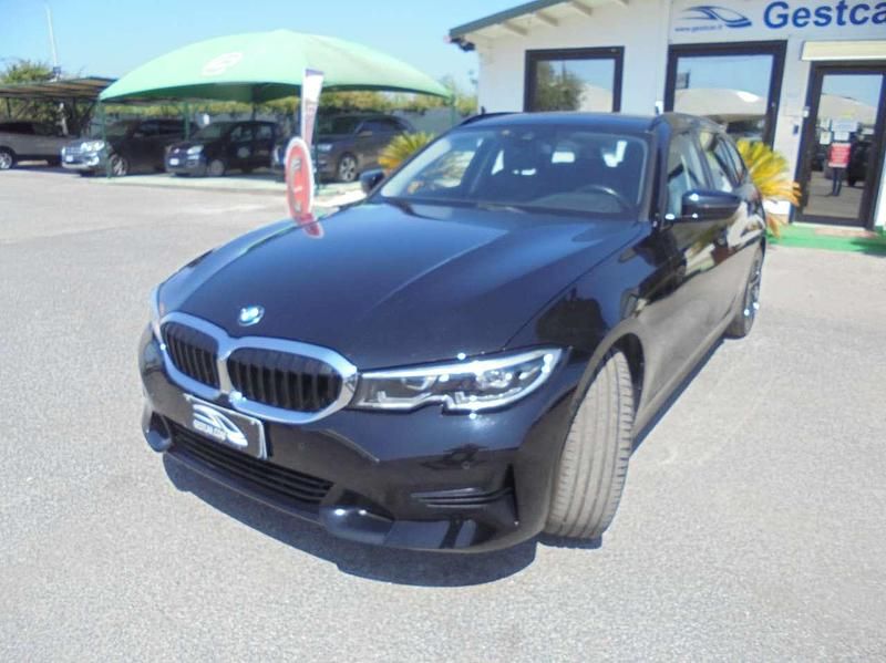 Usata BMW 318 Sport Line 150 CV (110 kW) 2022 Nero Station wagon