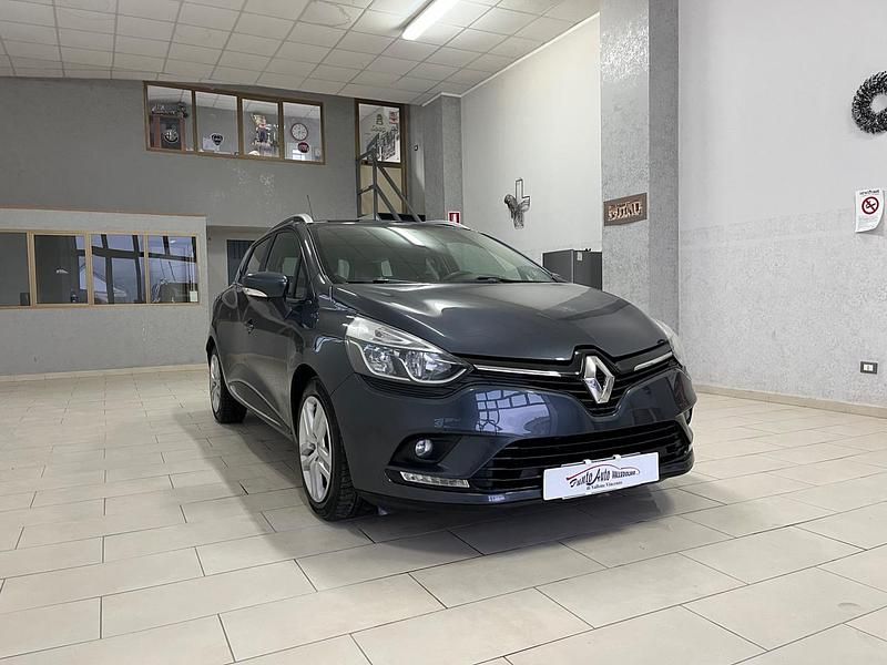 Usata Renault Clio GrandTour Life 75 CV (55 kW) 2017 Grigio Station wagon