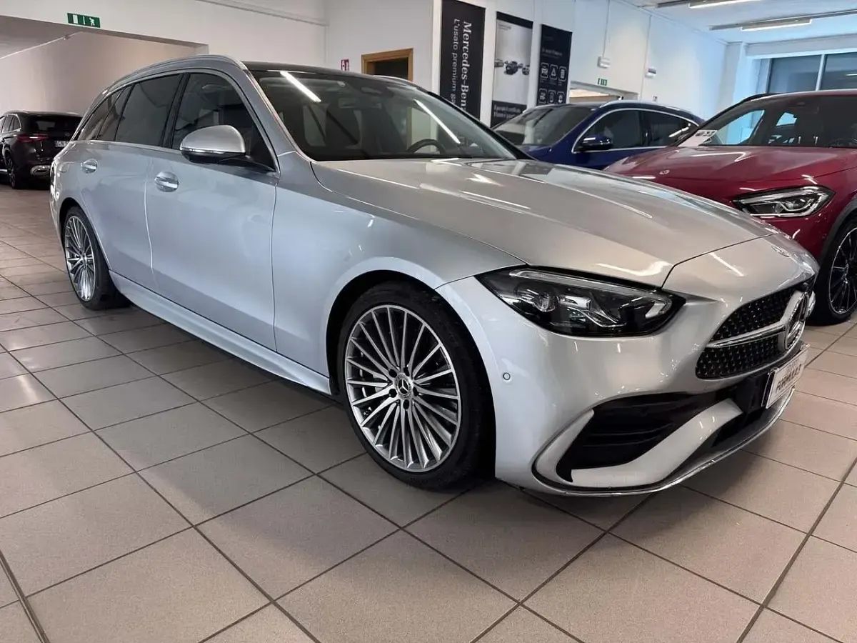 Käytetty Mercedes 220 AMG Line Premium 197 HP (144 kW) 2023 Harmaa Farmari