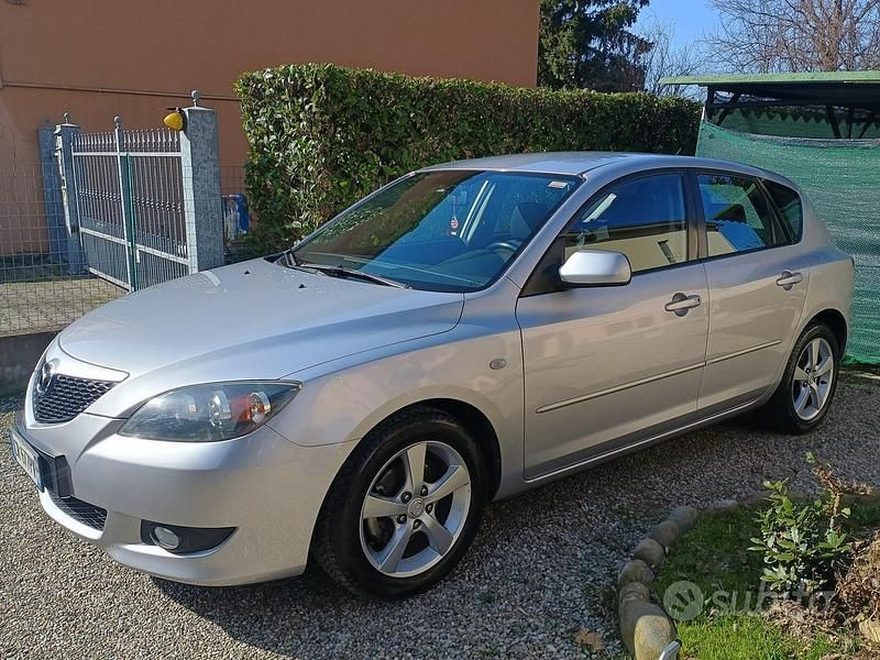 Usata Mazda 3 105 CV (77 kW) 2004 Grigio Berlina
