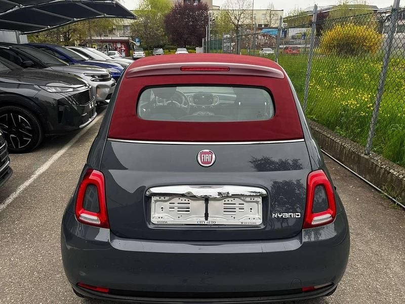 Usata Fiat 500C Red 69 CV (50 kW) 2022 Rosso pastello Cabrio