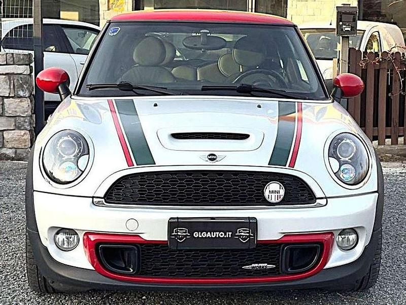 Usata Mini John Cooper Works 211 CV (155 kW) 2011 Grigio jubilee Utilitaria