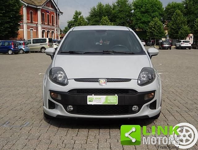Grigio Usata 2013 Abarth Punto Evo Due volumi | 13.500 € (Buon prezzo) - Immagine 1/4
