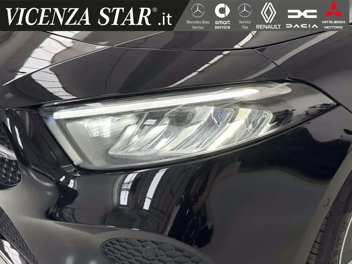 Usata Mercedes A180 116 CV (85 kW) 2025 Nero cosmo Berlina