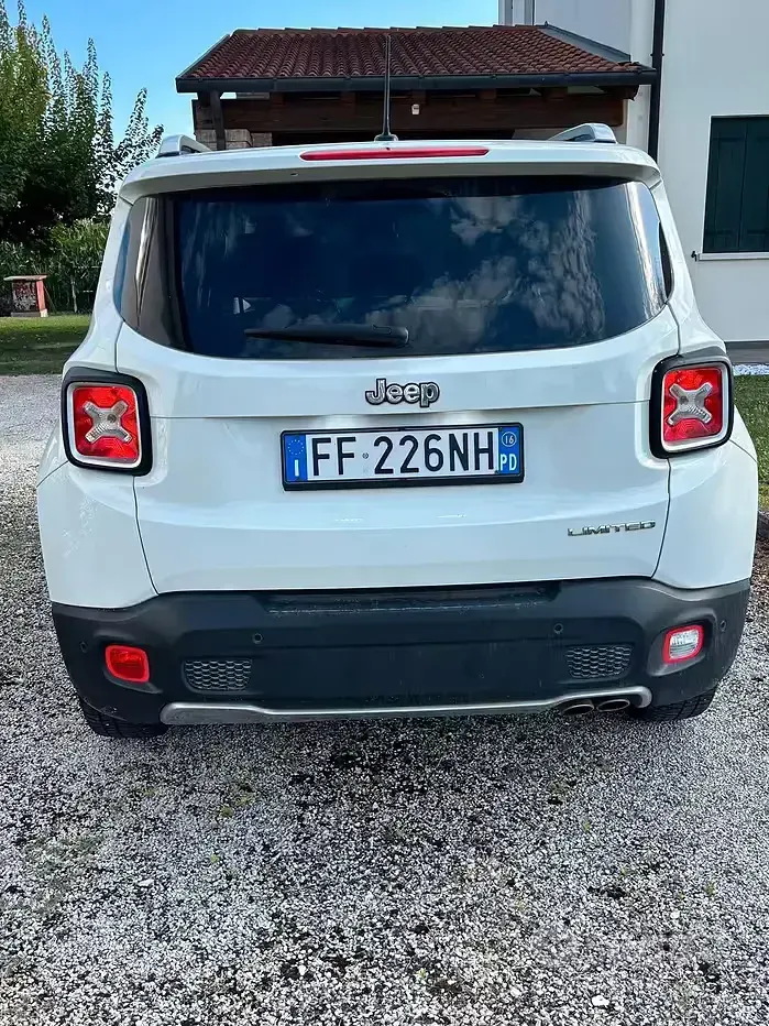 Usata Jeep Renegade 120 CV (88 kW) 2016 Bianco SUV