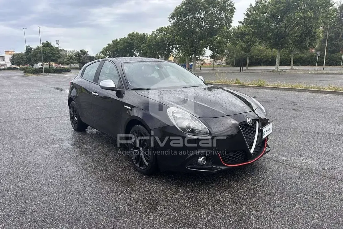 Usata Alfa Romeo Giulietta Business 120 CV (88 kW) 2017 Nero Utilitaria