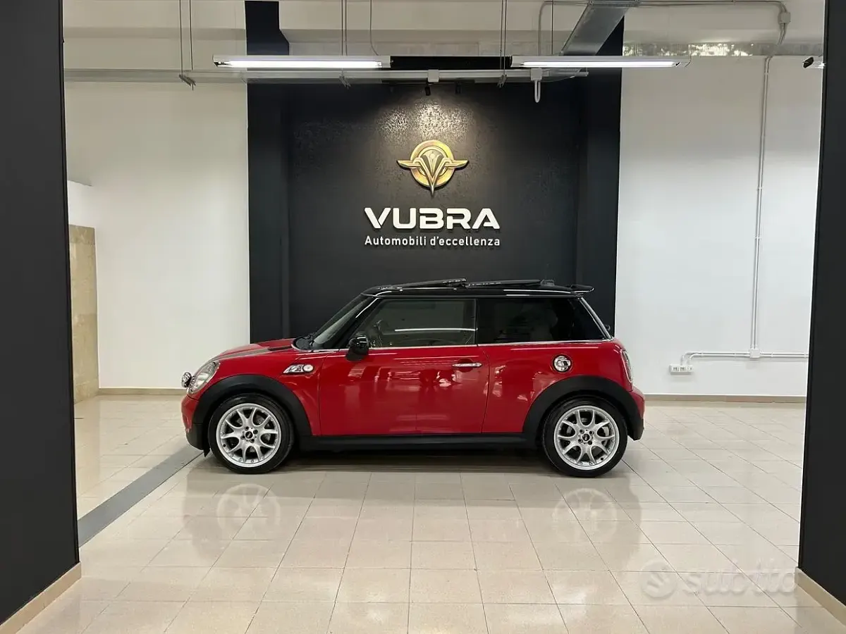 Usata Mini Cooper S 184 CV (135 kW) 2010 Rosso Utilitaria