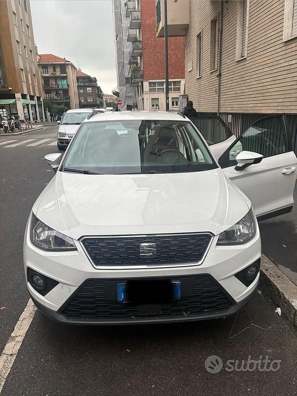 Usata Seat Arona Style 95 CV (69 kW) 2019 Bianco SUV
