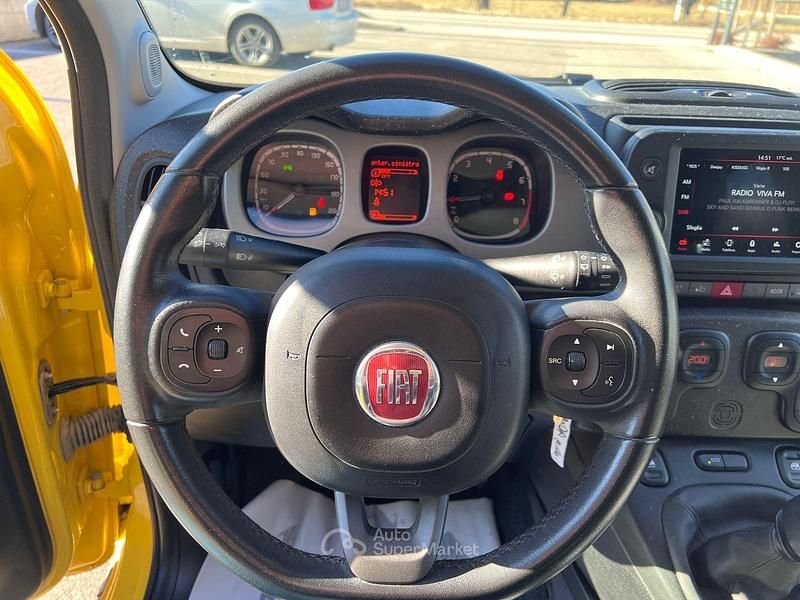 Usata Fiat Panda Cross Cross 84 CV (61 kW) 2021 Giallo Utilitaria
