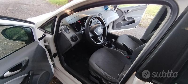 Usata Seat Ibiza 2011 Bianco Berlina