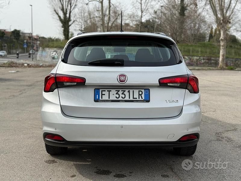 Usata Fiat Tipo Lounge 120 CV (88 kW) 2018 Grigio Station wagon