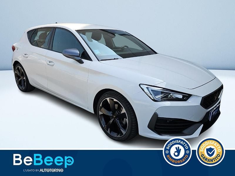 Usata Cupra Leon 150 CV (110 kW) 2024 Bianco pastello Berlina