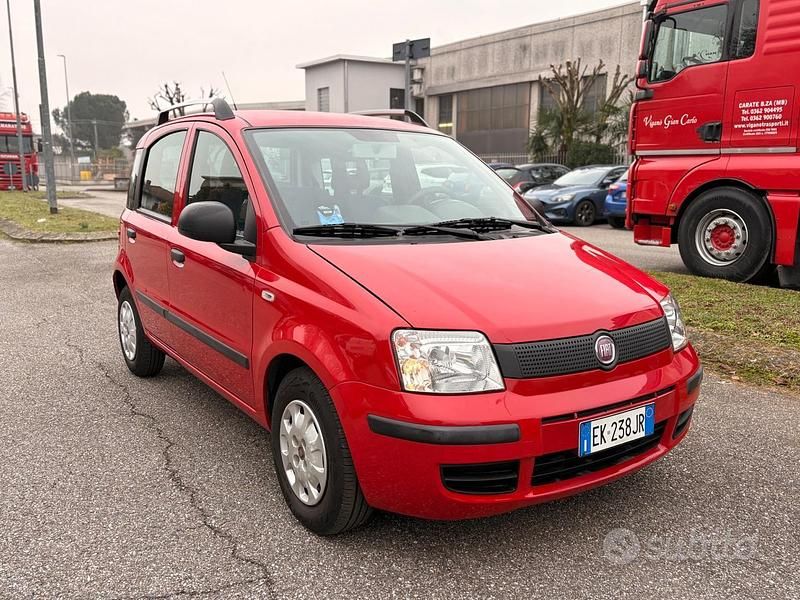 Usata Fiat Panda Emotion 69 CV (50 kW) 2011 Rosso Berlina